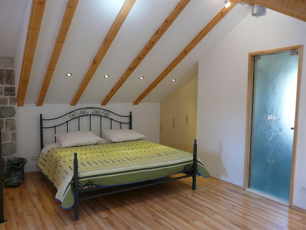 Guesthouse Pjaceta Сплит Екстериор снимка